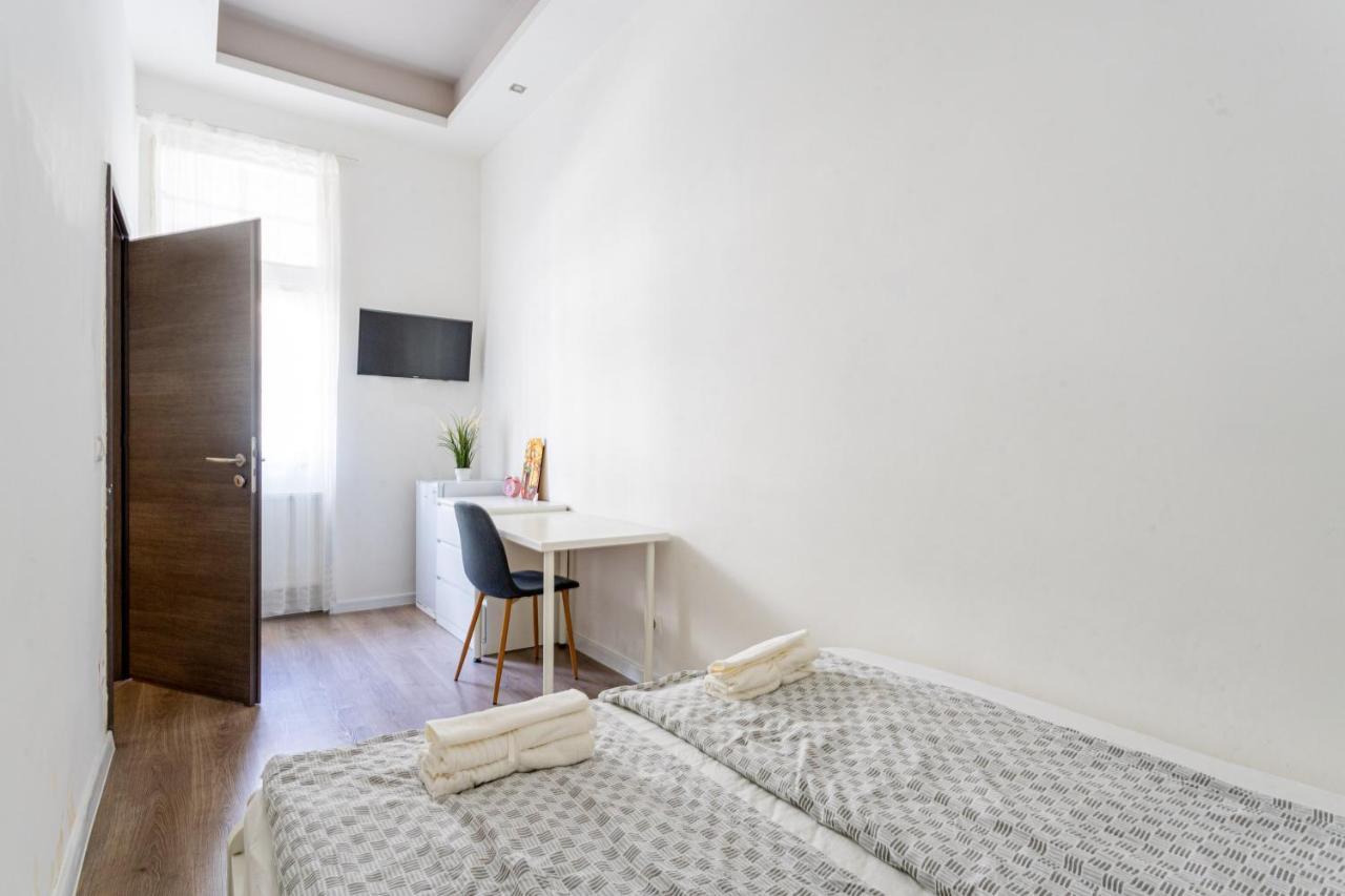 Modernized Condo At Kiraly 51 ブダペスト エクステリア 写真